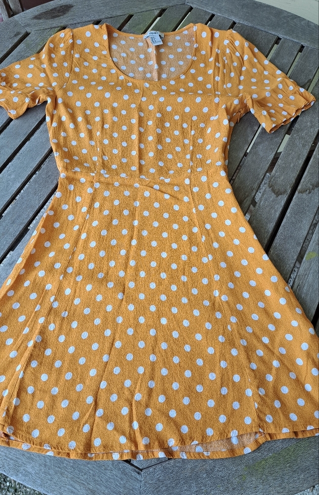 Short sleeve summer dress